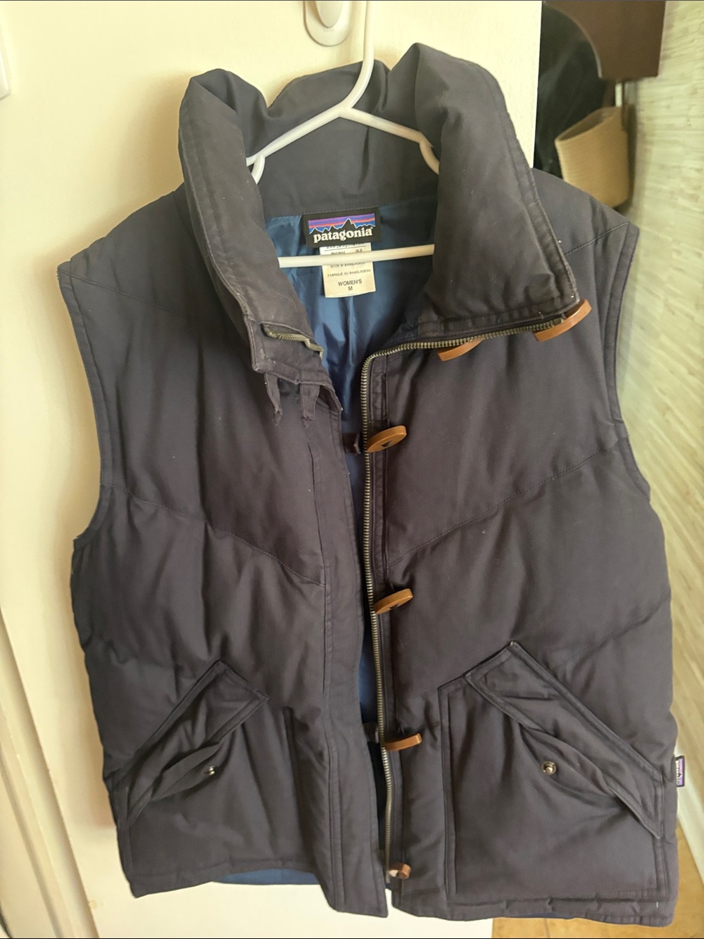 Patagonia Men's Navy Quilted Puffer Vest